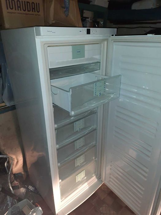 Морозильна камера Liebherr GNP2976 , 165х66х68см, б/у, в гарному стані