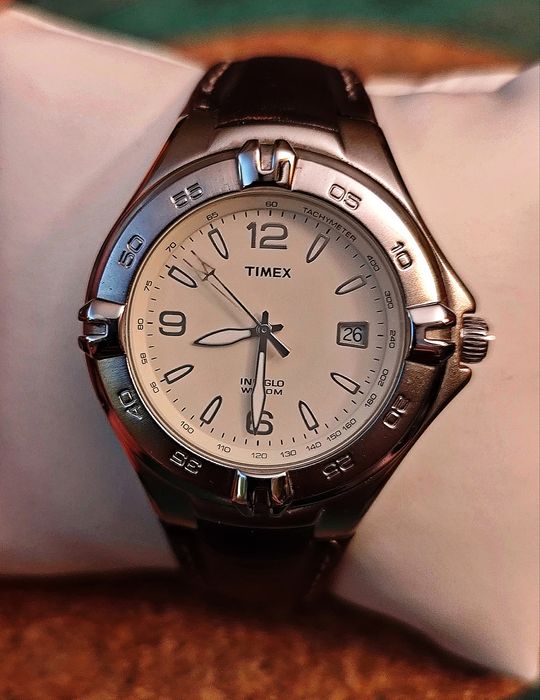 Relógio de Homem Timex,entrego em mão Lisboa ou envio á cobrança