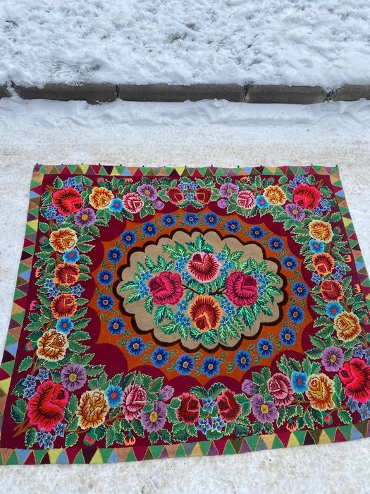 Продам ковер! Дуже добрий стан .