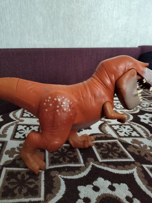 Дитячий динозавр