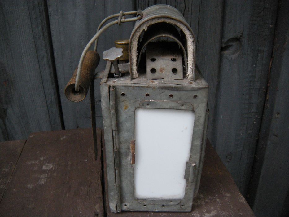lampa latarnia lampka latarka karbidowa kolejowa pkp palnik zbiornik