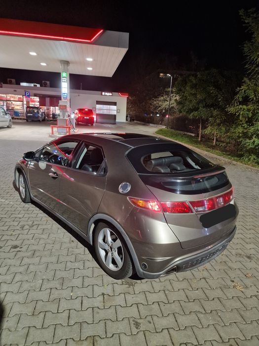 Honda Civic VIII UFO