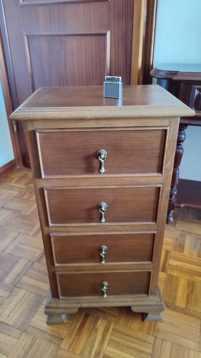 Pequena consola bonita