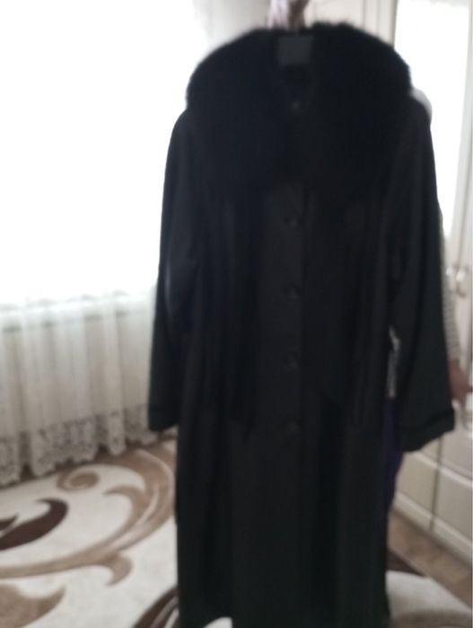 Шкіряне пальто  з натуральним хутром