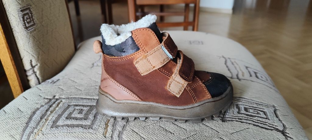 Buty chłopięce lasocki 25