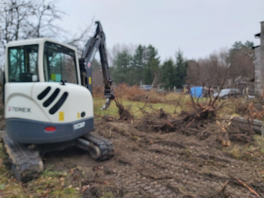 Usługi Koparką Minikoparką,Wozidłem Budowlanym i Wywrotką. Skarżysko-K