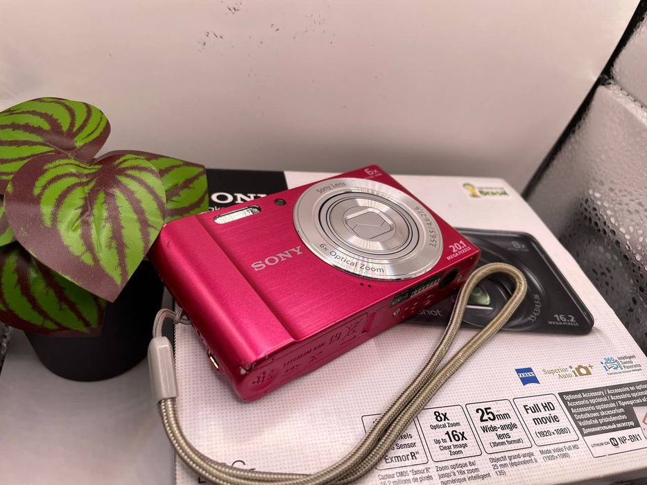 Aparat fotograficzny Sony DSC-W810