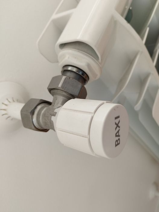 Radiadores Baxi mistral 70 com acessórios - Roca - aquecimento central