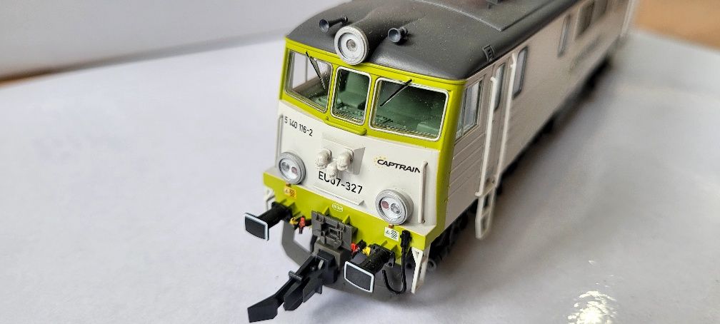 Piko 96376 EU07-327 Captrain DCC, analog ESU LokSound h0 1:87 PKP