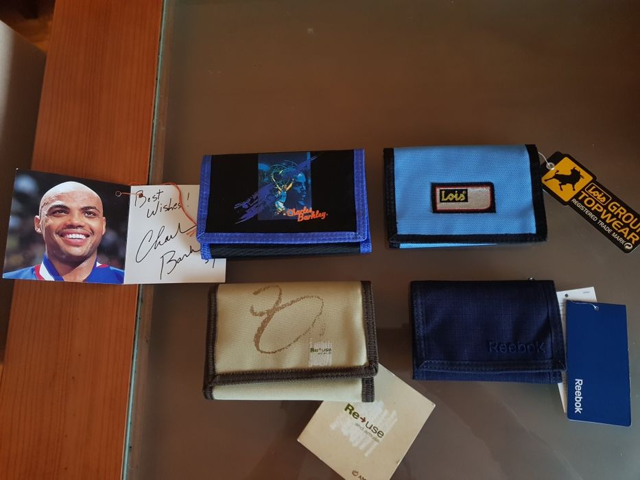 Carteiras novas Reebock, Lois e outras