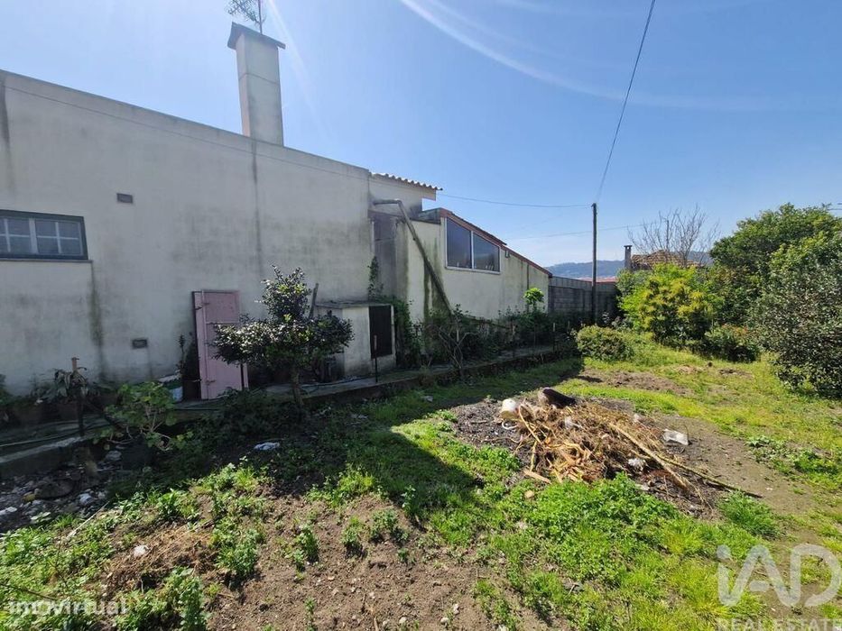 Casa / Villa T2 em Santa Marta de Portuzelo de 120,00 m2