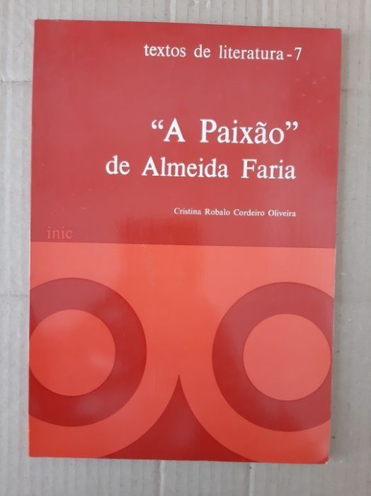 ENSAIOS de LITERATURA PORTUGUESA - Livros