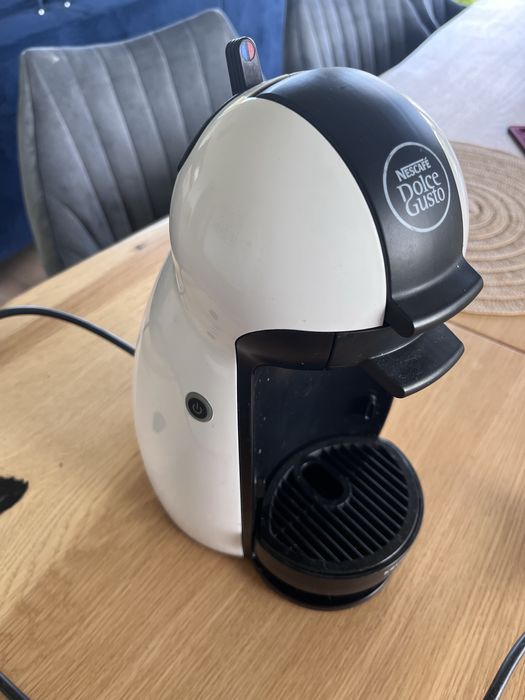 Krups Dolce Gusto piccolo ekspres na kapsulki uszkodzony
