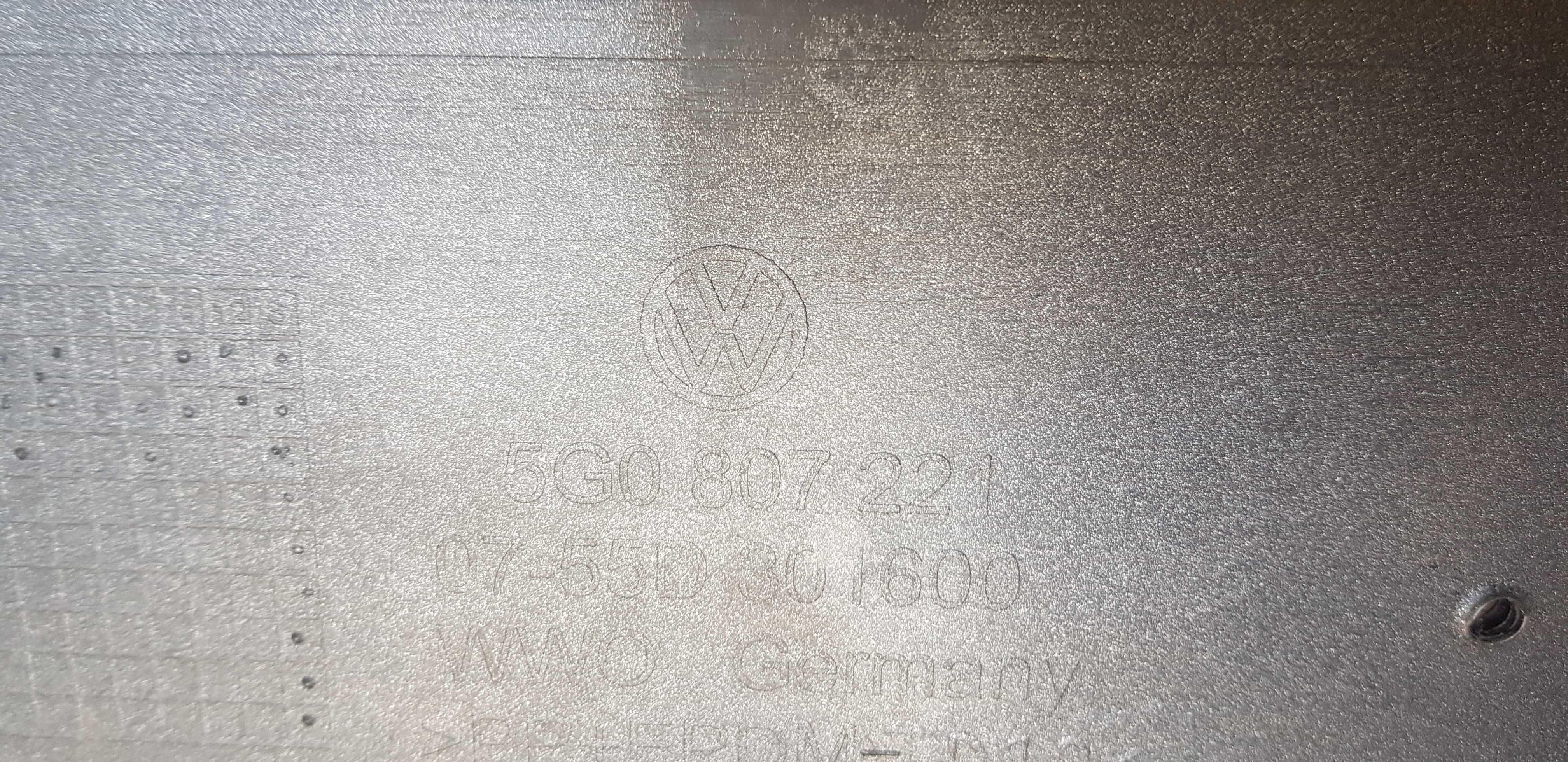 VW GOLF VII 7 12-16 PDC zderzak przedni kratki oryginał ładny.
