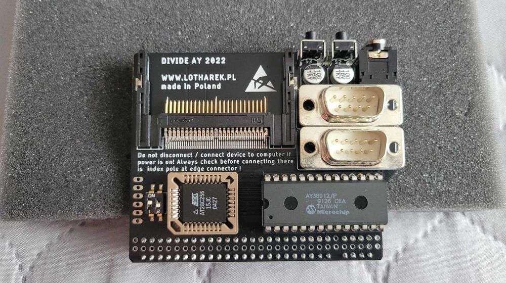 ZX Spectrum DivIDE_AY + CF Card 2GB