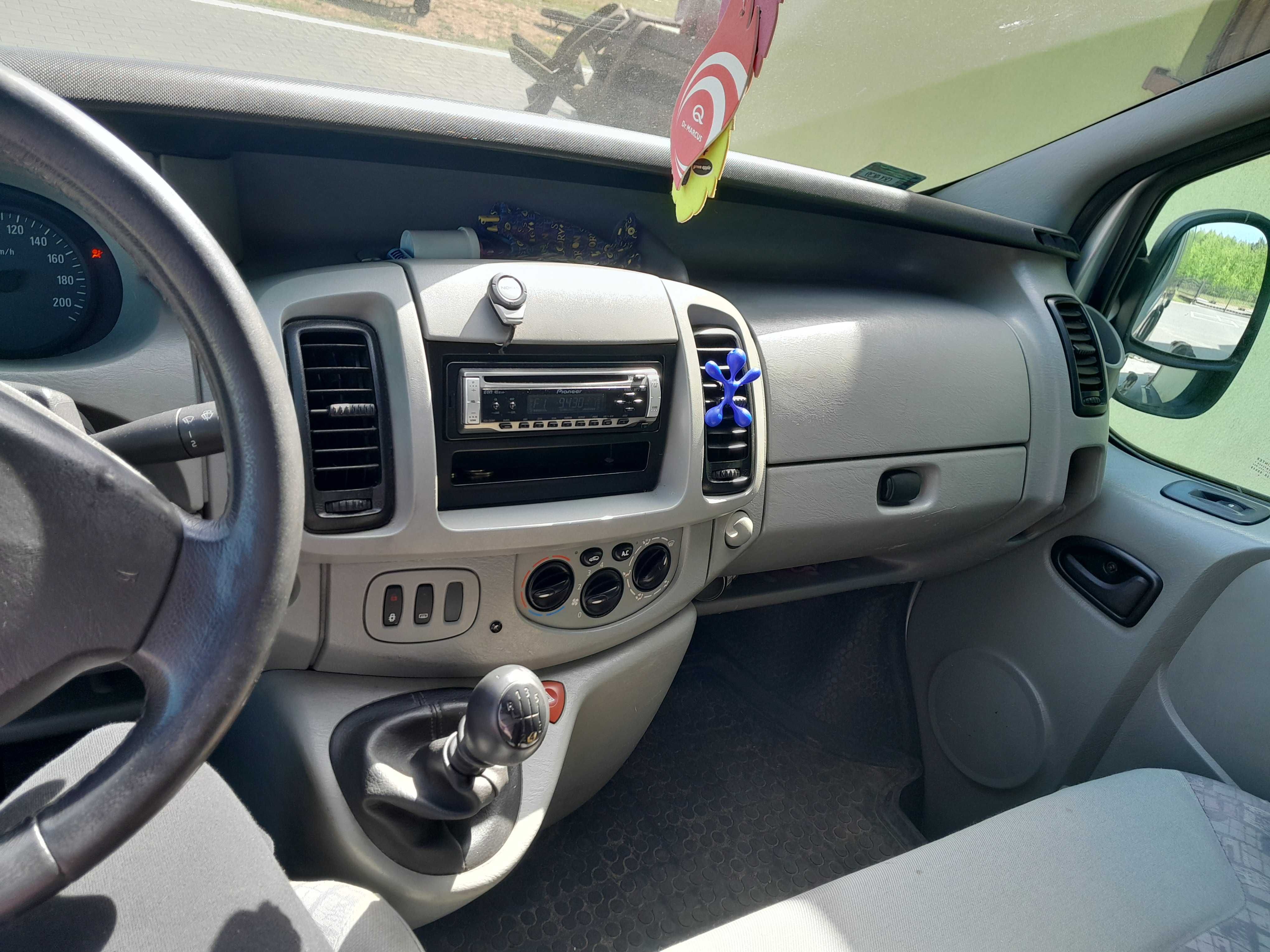 Samochod Opel Vivaro