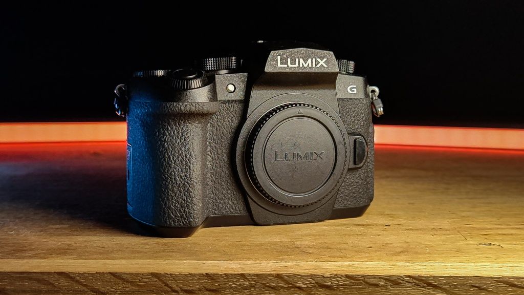 Panasonic Lumix G90