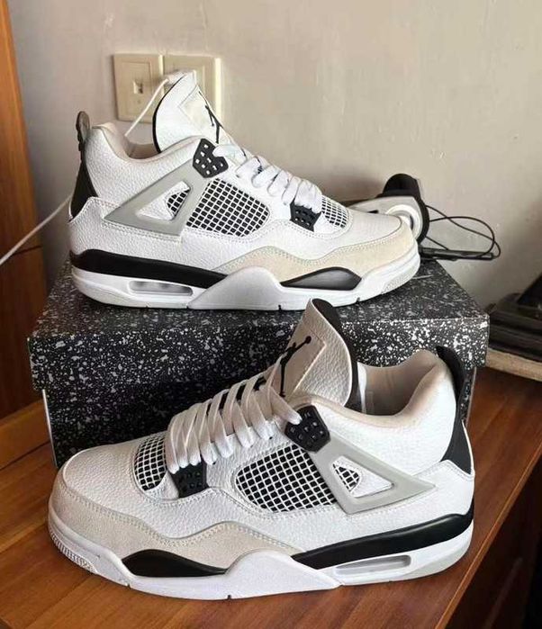 Buty meskie Mokasyny Jordan 4 Retro military black R.46