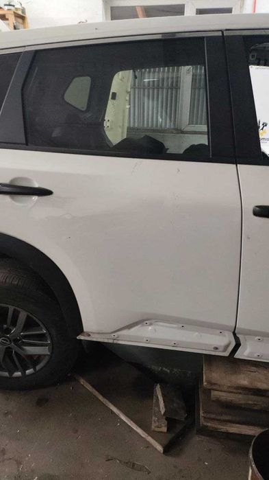 Двері Nissan Rogue T33 2021,2022,2023,2024, колір qab