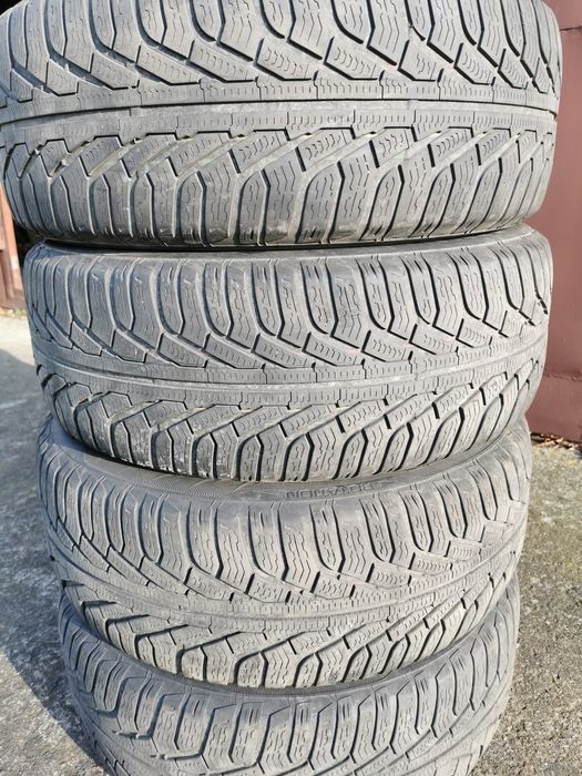 225/60/16 zima uniroyal gwarancja