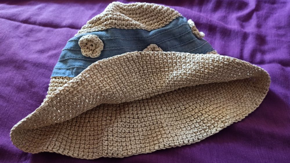 Kapelusz letni w pasy M z dużym rondem lato