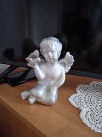 Aniołek - figurka aniołka siedzącego