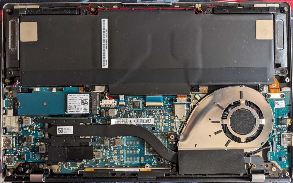 Portátil ASUS Zenbook 13 UX333F