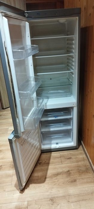 Sprzedam Lodówkę candy