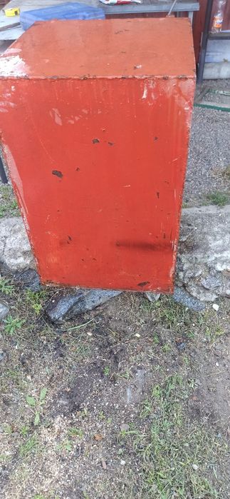 Сейф           .