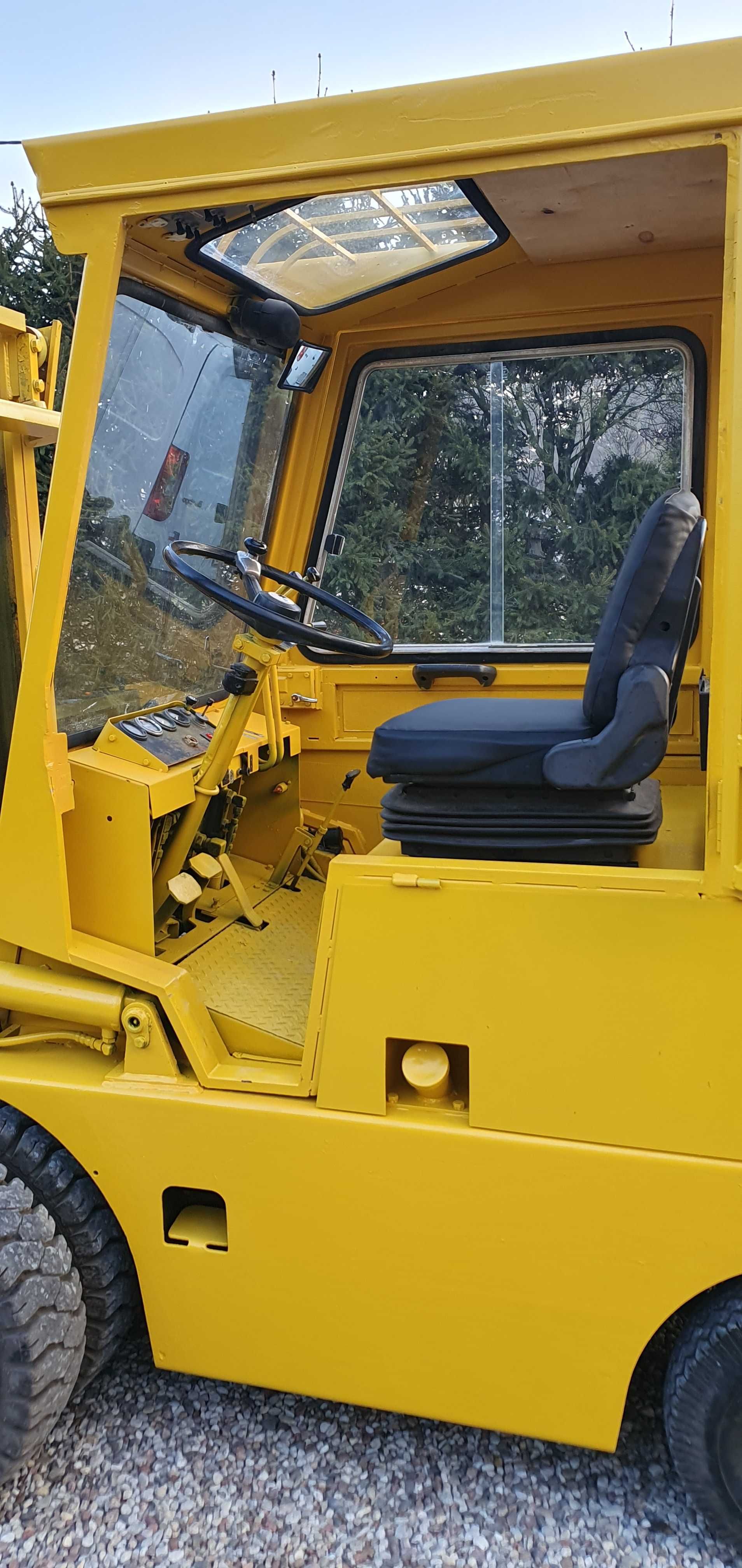 Wózek widłowy KOMATSU FD 25-6 2,5t