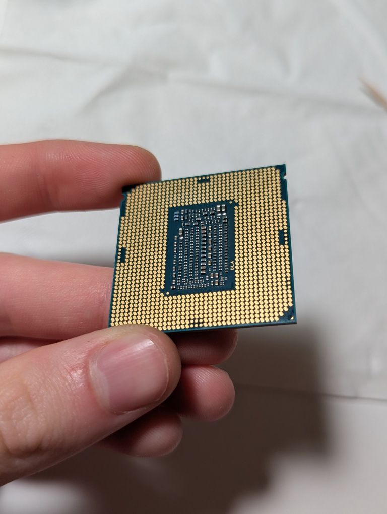 Komplet Płyta główna b365m AsRock i5-9400f 16GB be quiet