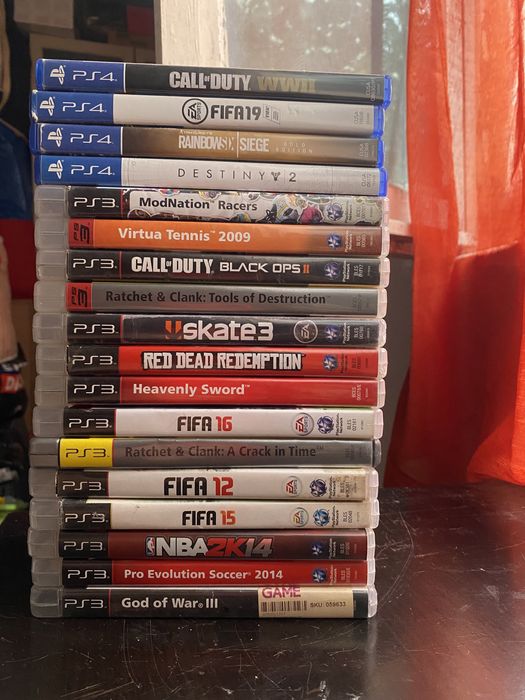 Jogos ps3 e ps4 - 4 cada - tudo 20e