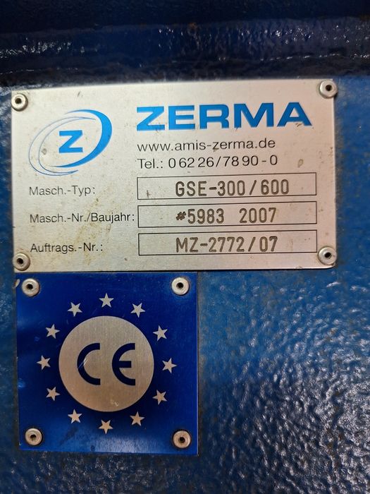 Młyn młynek kruszarka rozdrabniarka do tworzyw Zerma GSE-300/600 18kw