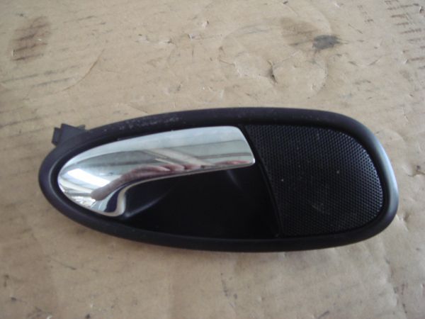 Manípulo Int. Porta Tr Dta Seat Leon (1P1)