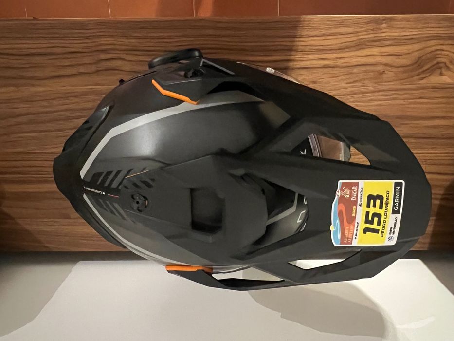 Capacete NEXX Y.TRAVL tamanho M  +. Intercomunicador Sena 5RLITE