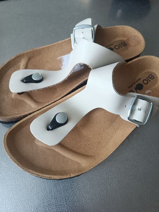 Анатомічні шльопанці bio bio на 37 р.