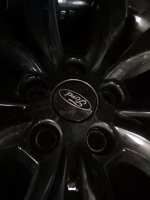 Jantes completas Ford com pneus
