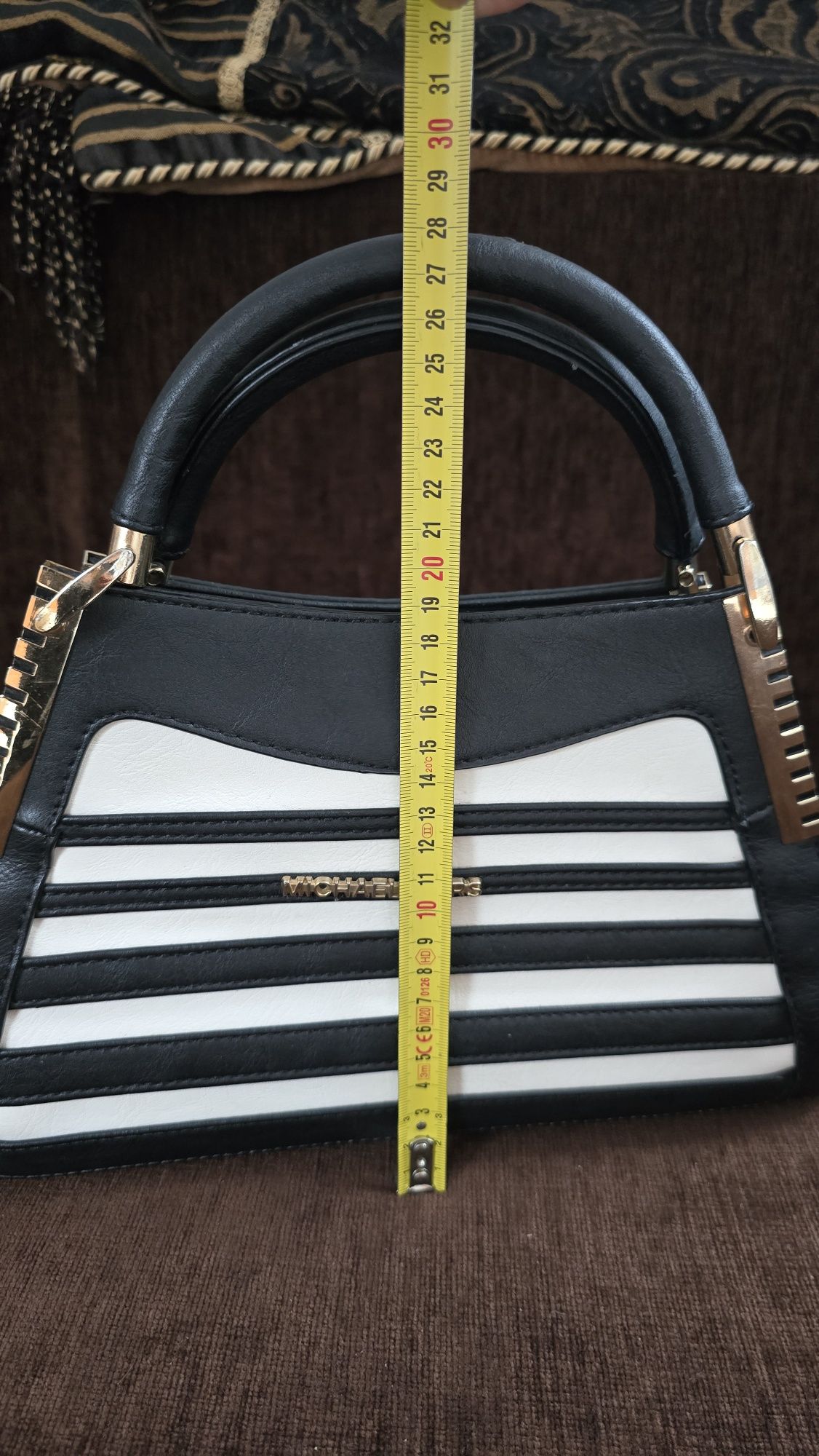 Torebka kuferek damski Michael Kors