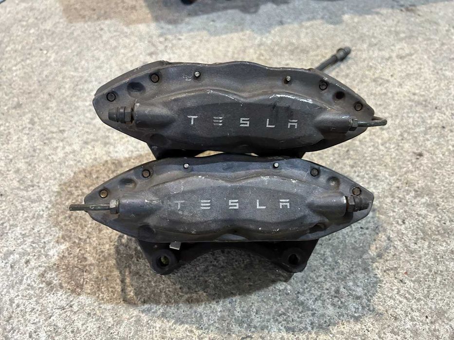 Суппорт Brembo передній, задній black red Perfomance Tesla s x 12-20