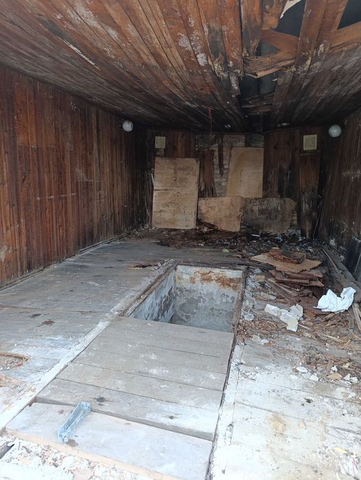 Гараж кірпічний під охороною