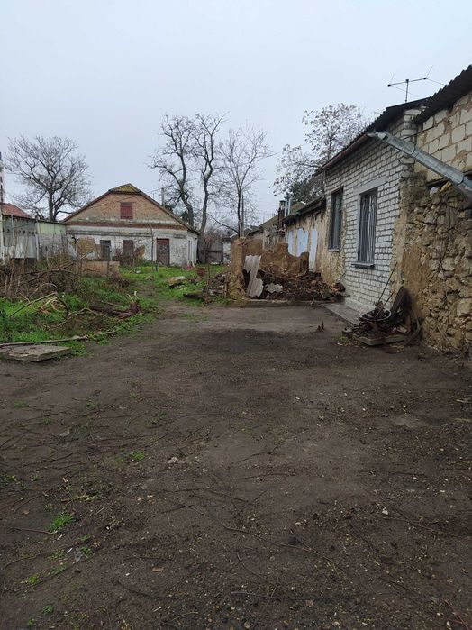 Участок 7 соток ул.Кузнечная/Таврия В/,отд.двор,свет,вода,фасад