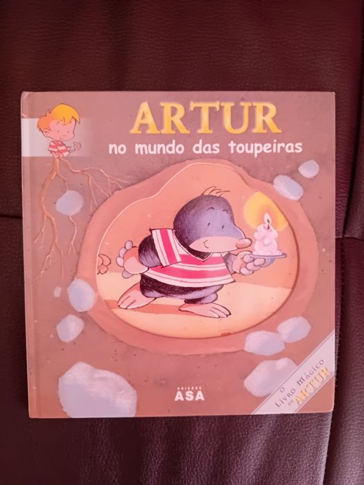 Vendo vários livros