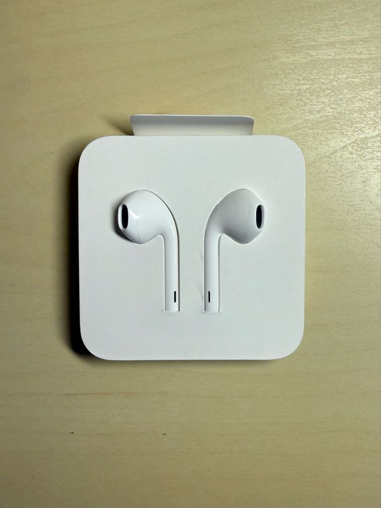 EarPods com conector Lightning Apple