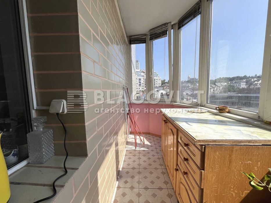 Продаж 3-х кімн Старонаводницька 8, Печерськ ,Центр