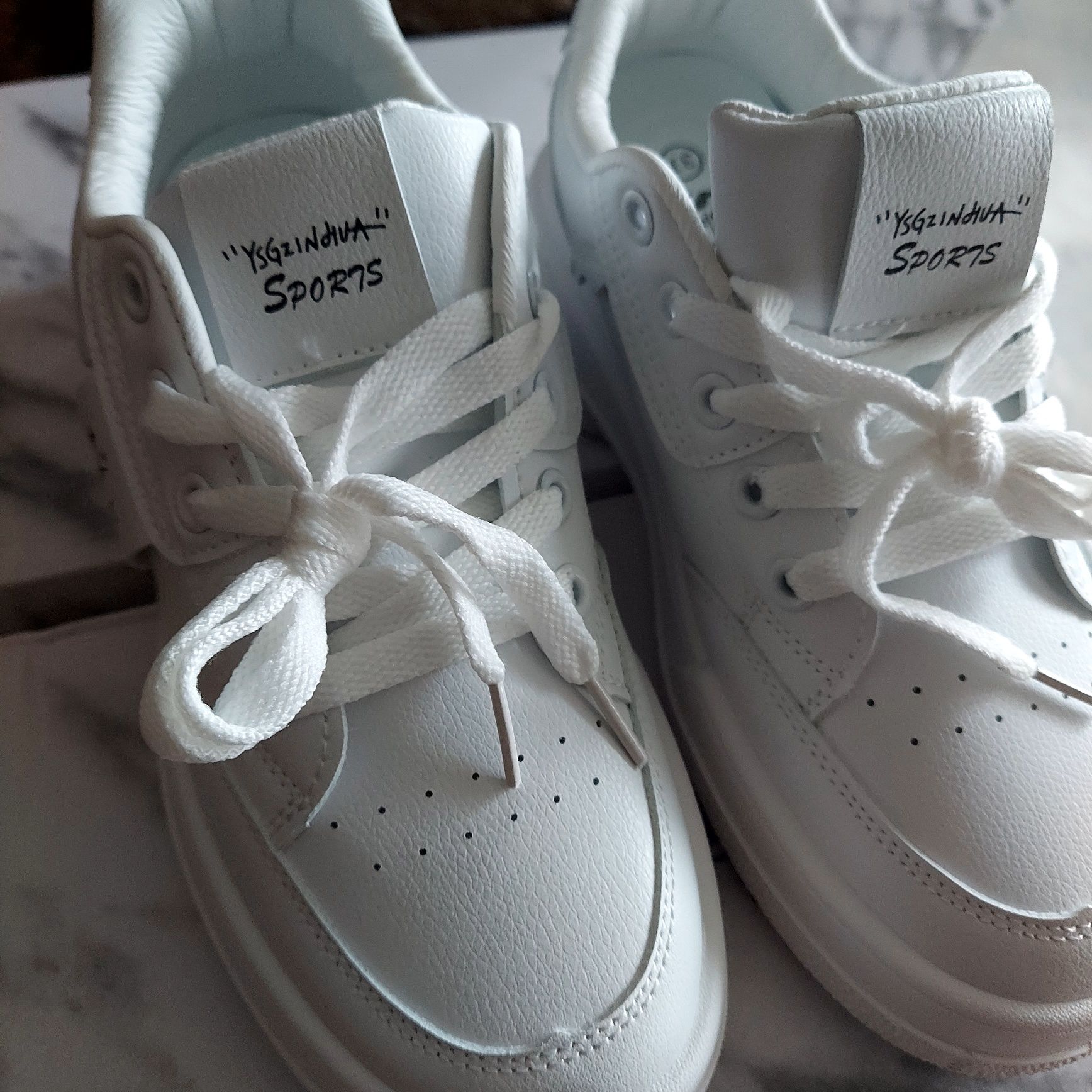 Adidasy nowe na koturnie 37