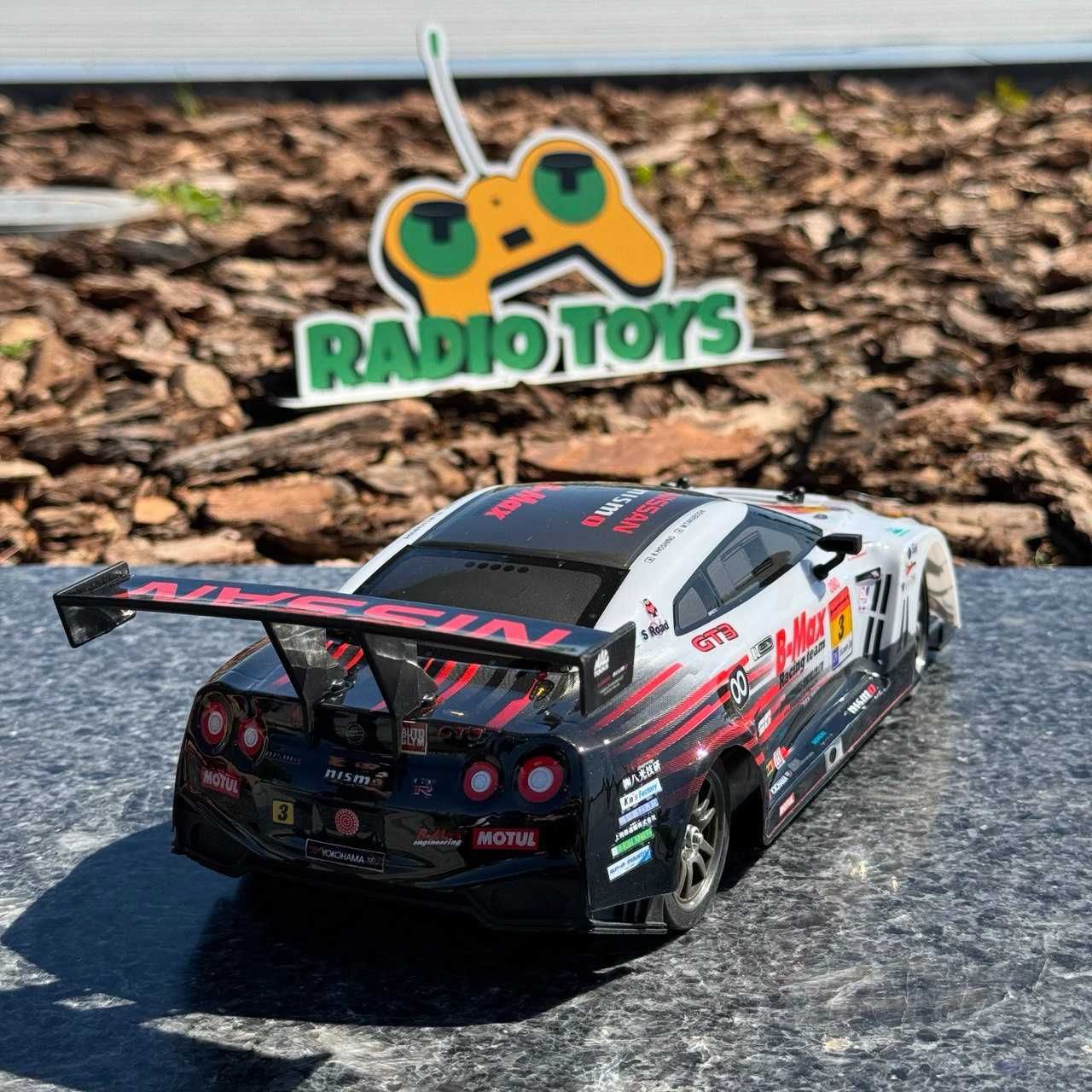 Дрифтовая машинка на радиоуправлении Nissan GT-R 1:16. Дрифт машинка