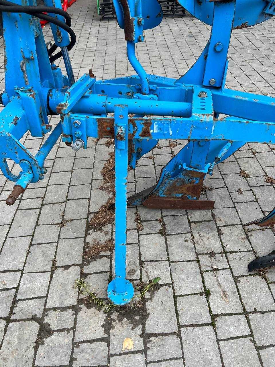Плуг оборотний Lemken Opal 90 2+1    Kuhn