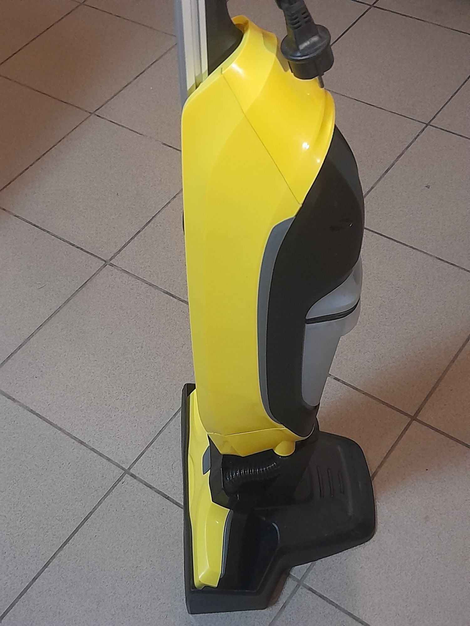 Миючий пилесос *Karcher FC-5*
