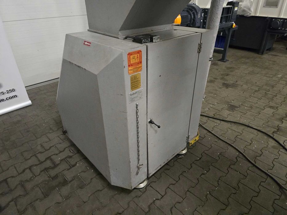 Młyn rozdrabniacz Herbold ML 32/42 moc 18.5kW+taśmociąg+detektor
