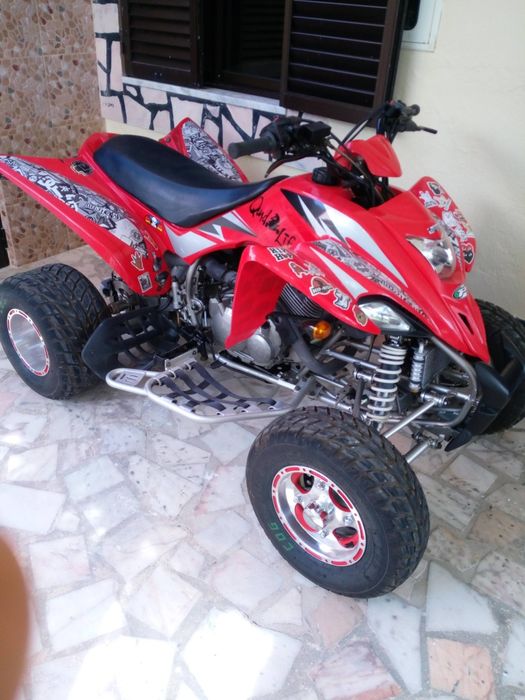 Vendo ao troco moto 4 400cc